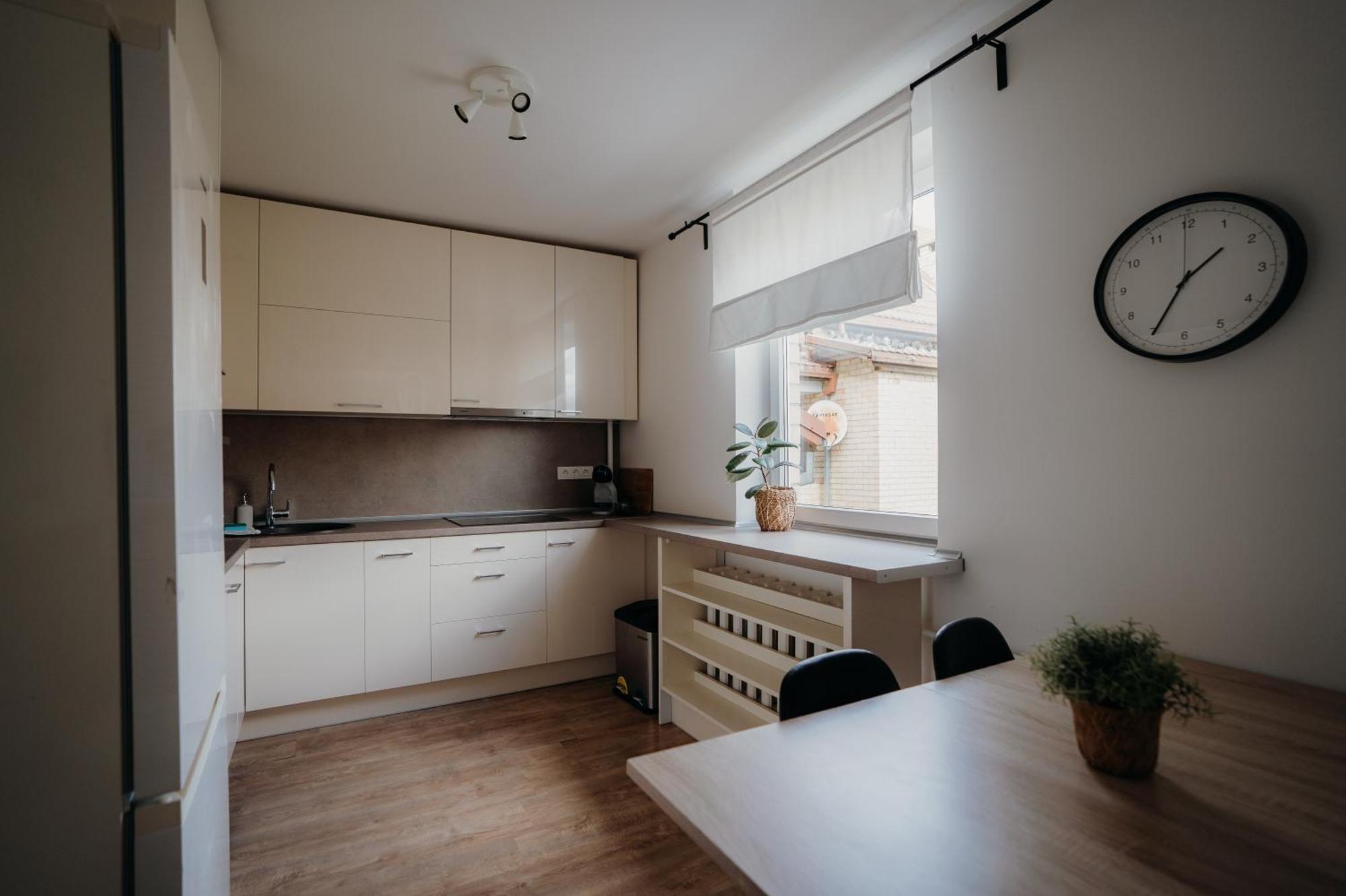 Stories Isskirtiniai 7 Vietu Apartamentai Birstone * Birstonas