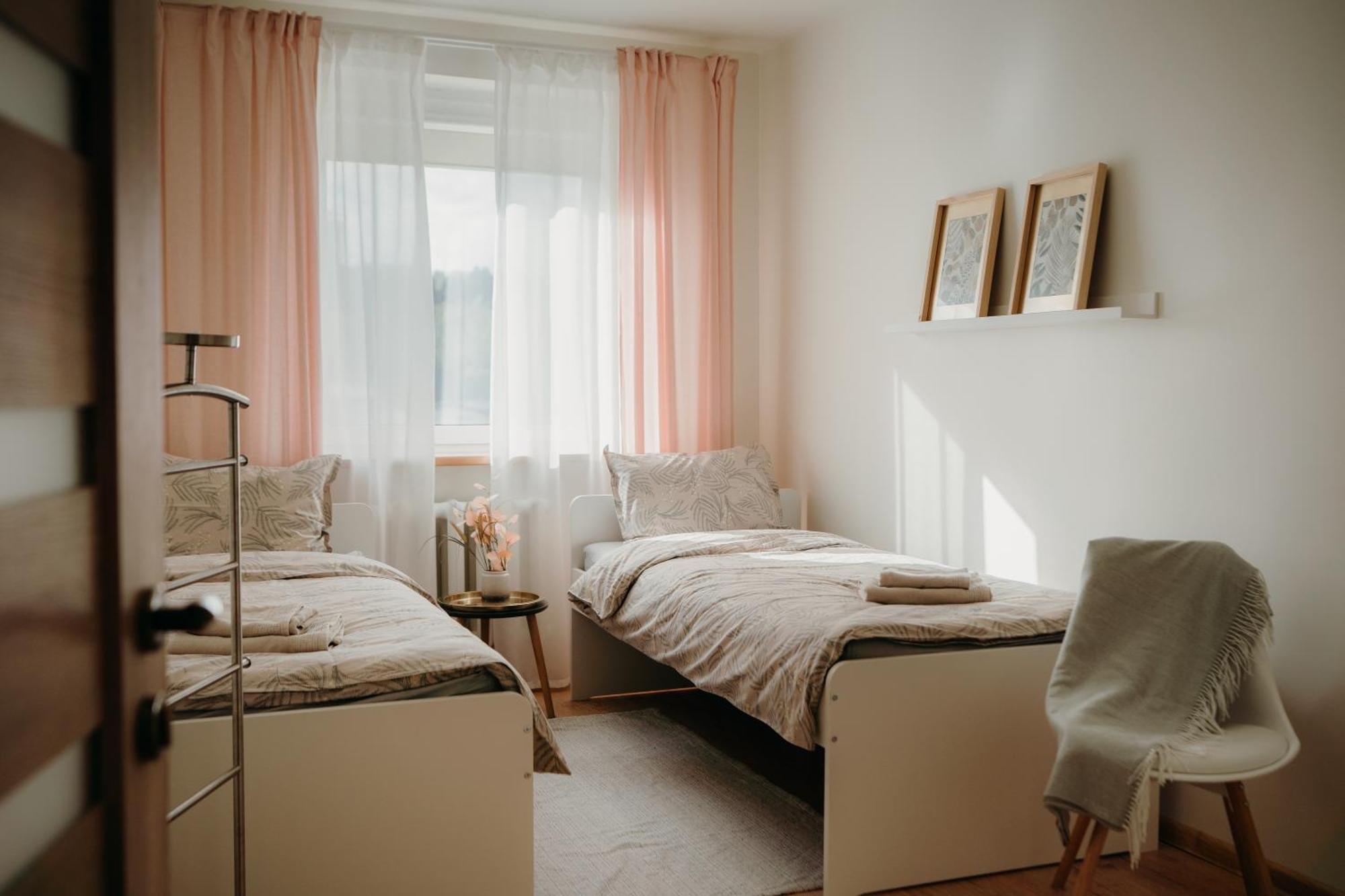 Stories Isskirtiniai 7 Vietu Apartamentai Birstone Birstonas
